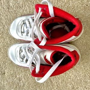 Air Jordan 2 Retro ‘Chicago Home’